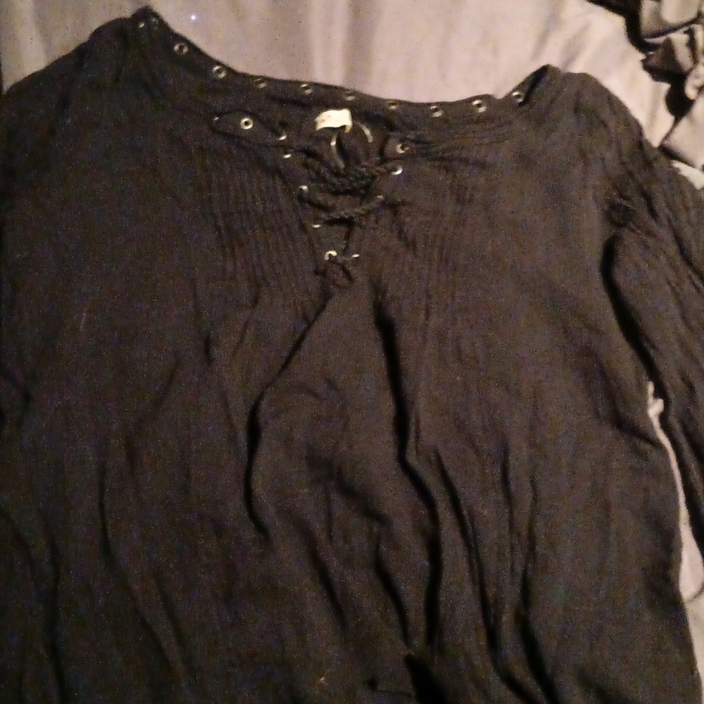 Women's Hollister shirt